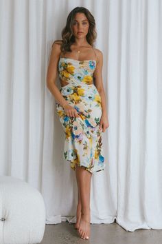 Sunday Bliss Tie-Up Back Cowl Neck Midi Dress Floral Yellow by Selfie Leslie Cowl Neck Midi Dress, Midi Dress Floral, Selfie Leslie, Yellow Bridesmaids, Brunch Date, Yellow Floral Dress, Midi Dress Style, Cowl Neck Dress, Weekend Brunch