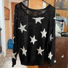 White Stars On Black Sweatshirt Sweater Long Sleeve Shirt Pullover Blouse Top A Little See Though As Shown In Photos. Size Small / S Oversized Fit Never Worn. New Condition! Very Cute! #0 White Stars, Black Sweatshirt, Blouse Top, Oversized Fits, Long Sleeve Sweater, Long Sleeve Shirt, Sweater Shirt, Sleeve Shirt, White And Black