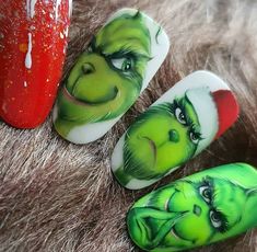 Valentines Nail Set, Cute And Easy Nails, Beach Nail Art Designs, Beach Nails Art, Fun Halloween Nails, Disney Christmas Nails, Summer Nails Ideas, 2023 Beach, Valentines Nail