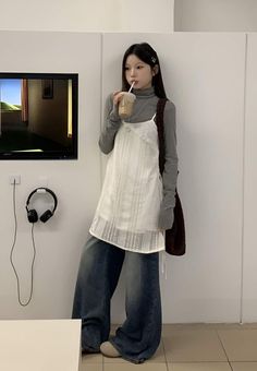 Outfit Ideas Modest Casual, Dress Over Jeans, Dress Over Pants, 2 Piece Skirt, Korean Outfit Street Styles, 일본 패션, 2 Piece Skirt Set, Dress Beige, Layering Outfits