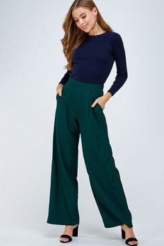 Blue Wide Leg Pants Outfit, Khaki Green Outfit, Green Fashion Outfits, Navy Wide Leg Pants, Forest Green Pants, Navy Blue Outfit, Green Pants Outfit, Outfit Modest, Business Casual Winter