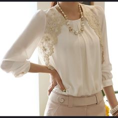 Gorgeous Flowy Lace Blouse. Size S. Nwot, Perfect Condition. White Lace Top Blouse For Work, Women Lace Blouse, Casual Blouse Shirts, Casual Office Wear, Fancy Blouses, Long Dress Casual, Chiffon Shirt, Casual Lace, Fashion Korean