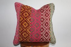 Yoga. Home decor. Handmade. Wool. Woven. Loom. Cozy. Unique styles. Winter decor. Peruvian Pillow, Peruvian Textiles, Inkle Weaving, Thick Thread, Woven Pillows, Wool Crafts, Handmade Cushions, Unique Pillows, Hand Woven Pillows