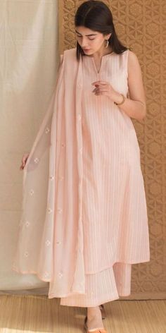 #BEAUTY ,#REALATIONSHIPS #Fashion #Outfits #Summer Outfits #Animals Dress Designs For Stitching, Simple Frocks, Traditional Indian Dress, Casual Indian Fashion