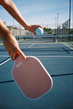 Pink cute pickleball paddle Paddle Tennis Aesthetic, Pickel Ball Aesthetic, Pickleball Aesthetic Vintage, Pickle Ball Photoshoot, Pickleball Photography, Pickle Ball Aesthetic, Pickleball Photoshoot, Aesthetic Pickleball, Pickleball Aesthetic