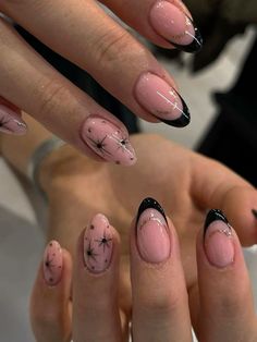 Art Masterpieces, Stunning Nail Designs, Simple Gel Nails, Casual Nails, Almond Acrylic Nails, Cute Gel Nails, Get Nails, New Year's Nails, Xmas Nails