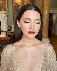 Wedding Makeup Looks: 30 Ideas For Brides [2022/23 Guide] Makeup Looks Bright, Red Lips Wedding, Berry Lips Makeup, Vintage Bridal Makeup, Fall Bridal Makeup, Bridal Makeup Red Lips, Winter Wedding Makeup, Wedding Makeup For Blue Eyes, Wedding Makeup Vintage