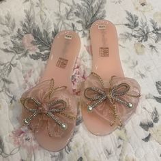 Pink Pearl Sandals/Slides New Never Worn Gold Slides For Spring Party, Summer Party Synthetic Slides, Flat Slides For Summer Evening, Flat Slides For Summer Evenings, Flat Slides For Evening In Summer, Summer Evening Flat Slides, Gold Jelly Sandals For Spring Party, Pink Party Slides For Summer, Flat Slides For Spring Evening