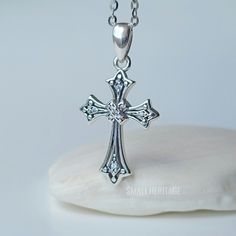 Gothic Sterling Silver Cross Necklace, Christian Cross Necklace, Silver Cross Necklace, Necklace Gift Box, Sterling Silver Cross Necklace, Heritage Jewellery, Medieval Style, Chain Women, Video Free