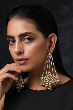 Kundan work inspired Indian earrings with high grade shell pearls. Earrings based in silver and copper alloy and embellished with shell pearls. This beautifully handcrafted earrings is set in silver and copper alloy and plated with 22k gold.  It will go with everything and make your outfit super chic.Perfect to wear to dinner, and perfect gift for family members, friends or bridesmaid......MEASUREMENTS.......Earrings Length - 9 cmClosure - Push Pin.....DETAILS......-100% top Quality Faux Glass P Mehendi Jewellery, Whiten Underarms, Timeless Jewellery, Luxury Jewelry Store, Bengali Food, Kundan Work, Ear Accessories, Kundan Jewelry, Boom Box