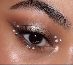 Jewel Makeup, Coachella Makeup, Silver Makeup, New Year's Makeup, Rhinestone Makeup, New Years Eve Makeup, Prom Eye Makeup, Rave Makeup, Eye Makeup Pictures