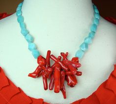 Coral and Amazonite necklace. Amazonite Necklace, Necklace Ideas, Chunky Jewelry, Coral Jewelry, Bracelet Diy, A Necklace, How To Make Necklaces, Bead Stringing, Jewelry Business