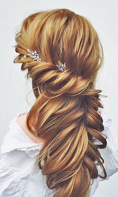 loosely braided sideswept wedding updo ~ we ❤ this! moncheribridals.com Romantic Bridal Updos, Romantic Wedding Hair, Romantic Hairstyles, Bridal Hairstyles, Wedding Hairstyles For Long Hair, Down Hairstyles, Gorgeous Hair