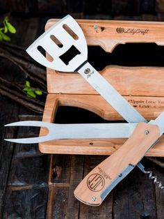 GRILL UTENSIL SET, GRILL TOOLS, GIFT IDEAS FOR DAD, ,FOLDING BBQ TOOL SET, FOLDING BBQ TOOLS, FOLDING GRILL TOOLS, FOLDING KNIFE, FOLDING POCKET KNIFE, GIFT FOR DAD, DAD GIFT, BEST MAN GIFT,BEST MAN GIFT IDEAS, BEST FATHER'S DAY GIFTS, BEST FATHERS DAY GIFTS 2022, FATHERS DAY GIFTS 2022, BEST GIFTS FOR DAD, BEST GIFTS FOR MEN, BBQ BRUSH, BBQ GADGETS, BBQ GIFT IDEAS, BBQ GIFTS, BBQ SET, BBQ TONGS, BBQ TOOL GIFT SET, BBQ TOOL SET, BBQ UTENSILS, Custom fathers day gift. Personalized Fathers Day Gifts