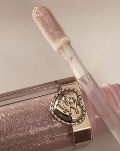 Dior Girl, Croquettes, Feminine Aesthetic, Miss Dior, Old Money Aesthetic, Pink Princess, Aesthetic Makeup, Aphrodite, Girly Girl