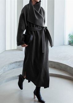 Natural Outfits, Mm Logo, Wool Wrap Coat, Flamboyant Natural, Long Wool Coat, Sleeveless Short Dress, Wool Wrap, Woolen Coat, Long Shirt Dress