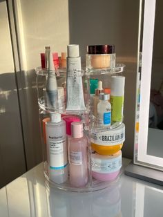 Skincare Organizer, Rangement Makeup, Care Organization, Sephora Skin Care, Beauty Organization, Cosmetic Display, Vanity Organization, Room Makeover Inspiration