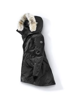 Rossclair Parka Black Label Black Parka Outfit, Parka Outfit Winter, Canada Goose Rossclair Parka, Canada Goose Black Label, Parka Outfit, Canada Goose Parka, Canada Goose Women, Womens Parka, Outerwear Outfit