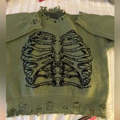 Romwe Green Distressed Sweater With Ribcage Design Ribcage Shirt, Ribcage Design, Romwe Sweater, Distressed Sweater, Cropped Crewneck, Yellow Sweatshirt, Tie Front Cardigan, Crochet Shirt, Rib Cage