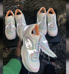 Air Max Sneakers, White Sneaker, Air Max, Nike Air Max, Top Sneakers, High Tops, High Top Sneakers, Nike Air