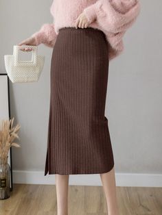 Brand Name: SURMIITROSilhouette: PencilMaterial: AcrylicMaterial: CottonDecoration: NoneOrigin: CN(Origin)Waistline: Natural FactorsPattern Type: SolidDresses Length: Mid-CalfAge: Ages 18-35 Years OldFabric Type: KnittingGender: WOMENModel Number: WSKR1478Style: Casualseason: spring summer Long Pencil Skirt, Working Women, Vintage Swimwear, Womens Pencil Skirts, Skirt Women, Knit Midi, Knit Skirt, Long Maxi Dress, Women Style