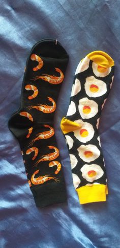 funny cotton mens socks with shrimp and scrambled eggs size euro 42 - 43. Made in Thailand. Shipping: Pay attention to the delivery time. Warning: To Germany I do not send temporally. Price includes tracking in EU. Tracking to USA, Canada, Australia is not always. Overseas buyers (outside of EU) can expect the package to arrive in 2 - 6 weeks. THANKS FOR LOOKING AND HAVE A NICE Day. Funny Socks, Scrambled Eggs, Casual Socks, Mens Socks, Nice Shoes, Gifts For Dad, Favorite Outfit, Socks, Men Casual