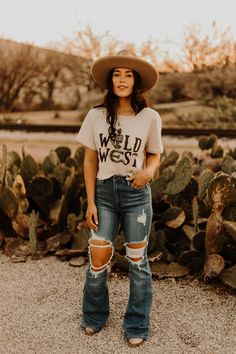 Casey Jean, Western Girl Outfits, Southern Outfits, Country Style Outfits, Western Wear Outfits, Cute Country Outfits, Looks Country, Star Eyes, Estilo Country