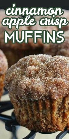 Cinnamon Muffins Easy, Cinnamon Apple Crisp, Apple Crisp Muffins, Muffins Apple, Easy Breakfast Muffins, Muffin Cups Recipes, Vegan Apple Crisp, Easy Apple Crisp Recipe, Cinnamon Crunch