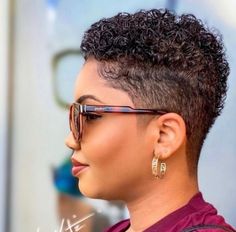 Hairstyles For Thinning Hair, Natural Hair Haircuts, Short Hair Styles African American, Short Natural Haircuts, Short Hair Designs, Short Natural Curly Hair, Black Hair Short Cuts, Shaved Hair Cuts, Short Shaved Hairstyles