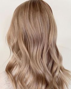 Milk Beige Hair, Milk Beige Hair Color, Milk Tea Beige Hair, Milk Tea Blonde Hair, Milk Tea Blonde, Milk Tea Brown Hair, Balayage Shades, Milk Tea Hair Color, Blond Caramel