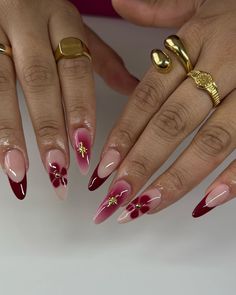 Coloured Tip Nails, Style Kampus, Gel X Coffin, Gelx Inspo Nails, Cute Coffin Nails, Nail Almond, Classy Almond Nails, Colored Nail Tips, Red And Gold Nails