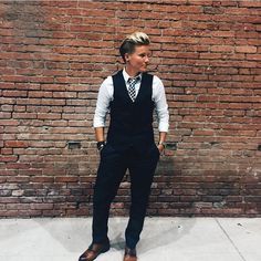 Tomboy Wedding Outfit, Lesbian Wedding Outfits, Lesbian Wedding, Tomboy Outfits, Mode Casual