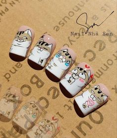 Nail Art Cute, Cartoon Nail Designs, Animal Nail Designs, Pop Art Nails, Animal Nail Art, Art Deco Nails, Nail Art Studio, Nail Drawing, Nail Art Techniques