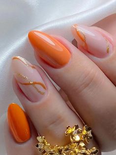 Multicolor  Collar   Striped Color Nails Embellished   Beauty Tools Unghie Sfumate, Colorful Nails, Orange Nails, Stick On Nails, Chic Nails, Nail Arts, Acrylic Nail Designs, False Nails, Trendy Nails