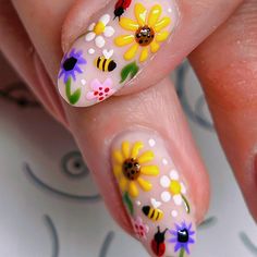 28 Irresistible Summer Nail Art Ideas to Brighten Your Look! - HashtagNailArt.com Nail Ideas Pink, Summer Nail Art Ideas, Nails January, Summer Nail Inspiration, Winter Nails Christmas, January Nail Designs, January Nail, Nails Valentines Day