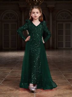 Green Champagne, Flower Girl Gown, Simple Lehenga, Bodycon Party Dress, Dress Train, Puffy Dresses, Girls Holiday Dresses, Net Dress, Net Lace