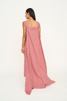 Your year round daiquiri has been served! This versatile cotton dress is the perfect go to for your next brunch or cocktail party. The removable cape adds a touch of sophistication, allowing you to dress up or down with ease. COMES WITH RED GINGHAM CAPE Chic Cotton Dress For Picnic, Cotton Maxi Dress For Picnic, Cotton A-line Dress For Picnic, Cotton A-line Dress For Brunch, Court Dresses, Daiquiri, Red Gingham, Summer Tops, Cotton Dress