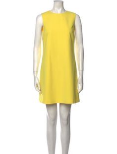 Alice + Olivia Shift DressYellowSleeveless with Crew NeckExposed Zip Closure at BackDesigner Fit: Dresses by Alice + Olivia typically fit true to size. Alice And Oliver Fpe, Alice And Olivia Maxi Dress, Alice And Olivia 2023, Alice + Olivia Dress, Vintage Holiday Dress, Designer Gifts, Holiday Dresses, Alice Olivia, Handbags On Sale