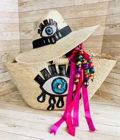 Mexican Artesanal Bags  Bolsa Mexicana Artesanal de Palma con Sombrero  Palm leaf bag with hat Handmade Artisan Beach Hat, Artisan Handmade Beach Hat, Adjustable Bucket Straw Hat For Beach, Handmade Artisan Hat For The Beach, Bohemian Travel Hat, Natural Bucket Sun Hat For Vacation, Natural Color Bucket Sun Hat For Beach, Bohemian Palm Leaf Hat For Travel, Bohemian Natural Straw Hat For Travel