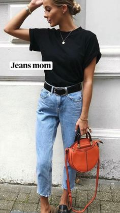 Outfit Essentials, Cooler Style, Look Jean, Woman In Black, Chique Outfits, Winter Trends, Jeans Outfit