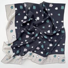 a luxury floral rose black silk scarf with beige edge Neckerchief Women, Black Silk Scarf, Pale Beige, Silk Scarf Hair, Silk Neck Scarf, Chic Hair, Silk Headscarf, Silk Bandana, Square Silk Scarf