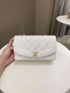 Chanel Vintage Quilted Diana Flap BagWhite Caviar24K Gold Plated HardwareSize 22 x 14 x 7.5 cmChain drop 50 cm3 series9-9.5/10 Vintage (pristine vintage with minimal vintage signs of use. Well structured)Includes box and dust bagPrice now 8999 sgd 6710 usd CN5249-01 Designer Bags Louis Vuitton, Minimal Vintage, Burberry Sunglasses, Chanel Vintage, Coach Bag, Carry All Bag, Diaper Backpack, Vintage Quilts, Vintage Chanel