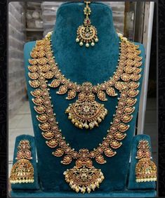 Full jewelry set can be used for various events/ function like engagement, Marriage , Half saree function , housewarming and much more . ⭐️All the necklace comes with extended thread so the length can be adjusted accordingly. PRODUCT CARE: - Avoid contact with heat/fire, water, and chemicals such as perfumes or any sprays to prevent product damage.  - Store it in provided white base cover & box Temple Jewelry Sets With Latkans For Wedding, Heavy Temple Jewelry Bridal Sets For Puja, Temple Jewelry Bridal Sets For Diwali Puja, Temple Jewelry Bridal Sets For Puja, Diwali Temple Jewelry Bridal Set With Latkans, Heavy Bridal Sets For Diwali Puja, Heavy Bridal Sets For Puja During Diwali, Gold Wedding Saree With Latkans, Diamond Long Haram