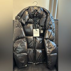 Brand New Men’s Puffer Jacket Authentic Luxury Black Puffer Jacket With Detachable Hood, Luxury Black Down Puffer Jacket, Luxury Duck Down Outerwear, Luxury Black Duck Down Outerwear, Luxury Black Hooded Puffer Jacket, Designer Black Puffer Outerwear, Luxury Puffer Outerwear, Luxury Down Outerwear For Streetwear, Designer Down Puffer Jacket