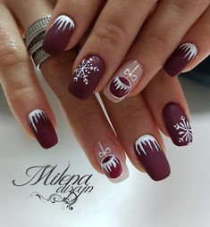 Elegant Christmas Nails Classy, Christmas Nails Elegant, Fancy Nails Designs, Winter Nails Acrylic, Christmas Gel Nails, Christmas Nail Art Designs, Christmas Nails Acrylic, Winter Nail, New Year's Nails