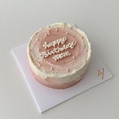 20+ Korean Minimalist Lunchbox Birthday Cakes Ideas + RECIPE, lunchbox cake recipe, korean lunchbox cakes recipe , lunchbox cake recipe Pretty Birthday Cakes Aesthetic, Mini Bday Cake Aesthetic, Bake Cake Aesthetic, Cute Small Cake Aesthetic, Simple Aesthetic Bday Cake, Simple Pretty Cakes Aesthetic, 15 Bday Cake Aesthetic, Cute Bday Cakes Aesthetic, Aesthetic Bento Cake Birthday