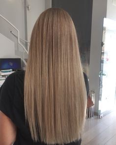 Honey Blonde Hair, Blonde Hair Inspiration, Honey Hair, Balayage Hair Blonde, Blonde Hair Looks, Brown Blonde Hair, Light Brown Hair, Blonde Balayage, Brunette Hair