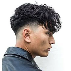 Low Fade Haircut, Cool Mens Haircuts, Wavy Hair Men, Cool Hairstyles For Men, Mens Haircuts, Mens Haircuts Fade