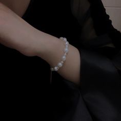 This is a delicate and natural freshwater pearl bracelet that features a beaded design and a magnetic clasp for easy wear. It is a perfect bracelet for women looking for a simple and elegant accessory to add to their daily outfits. The bracelet is made with high-quality materials and is a great choice for a gift for someone special. 👌 M A T E R I A L • Natural freshwater pearls• This product is hypoallergenic (nickel free) and tarnish resistant 📏 S I Z E • Natural pearl diamete with diameter: Delicate Pearl Bracelet With Round Beads, Delicate Pearl Beaded Bracelets, Minimalist Pearl Bracelet With Pearl Charm, Minimalist Bracelets With Pearl Charm, White Hypoallergenic Pearl Bracelet, White Beaded Bracelets With Pearl Charm, Everyday Pearl White Bracelet With Round Beads, Pearl White Pearl Bracelet For Everyday Wear, Classic Everyday Pearl Bracelet