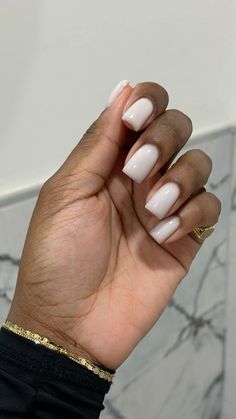 White Nails Black Women, Square White Acrylic Nails, Overlay Nails Natural, Milky Nails, Simple Acrylic Nails, French Acrylic Nails, Work Nails, Short Square Acrylic Nails